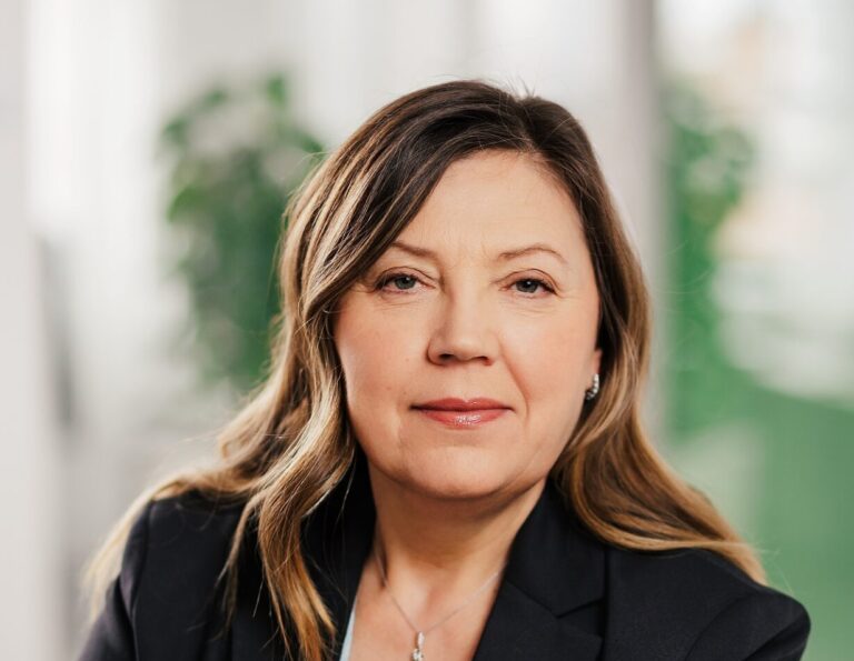 Jelena Arutunian Löneadministratör på Verdis