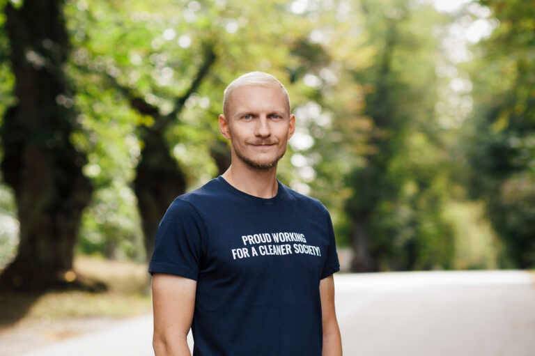 Robin Rådström Miljöarbetare och chaufför på Verdis i Stockholm.